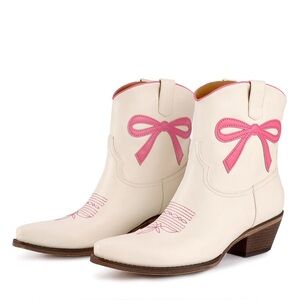 Marfa Boots “The Minnie Pearl”